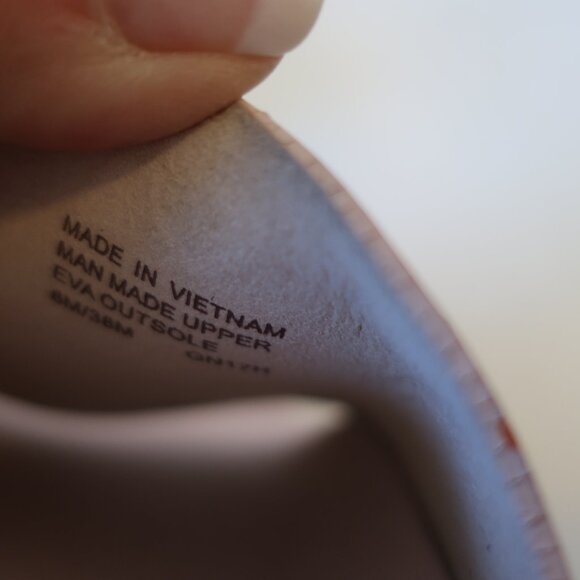 Womens Michael Michael Kors Light Pink Eva Heart Stud Slipper Slide Sandals 8 - Picture 9 of 12